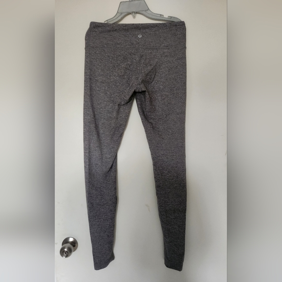 Lululemon pants size 8 - Picture 1 of 1